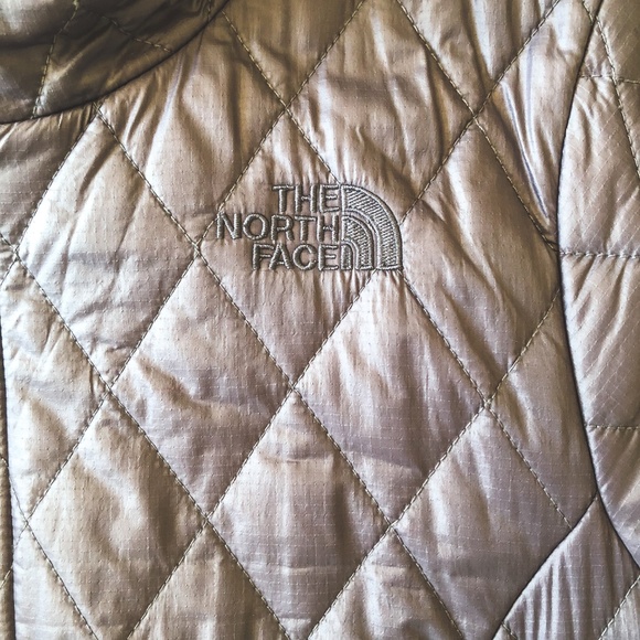 Women's The North Face Primaloft Parka Size S - Picture 3 of 7